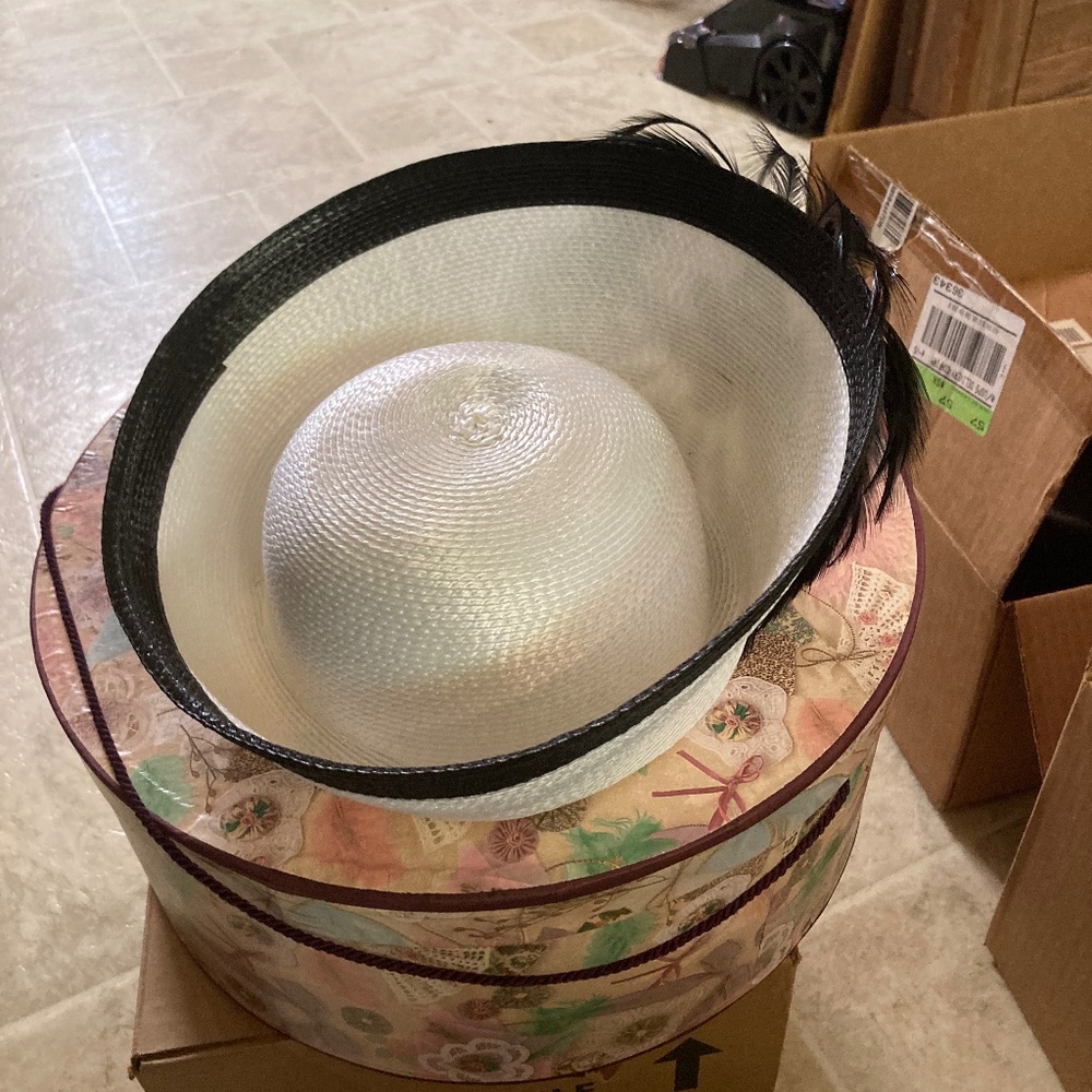 Straw hat